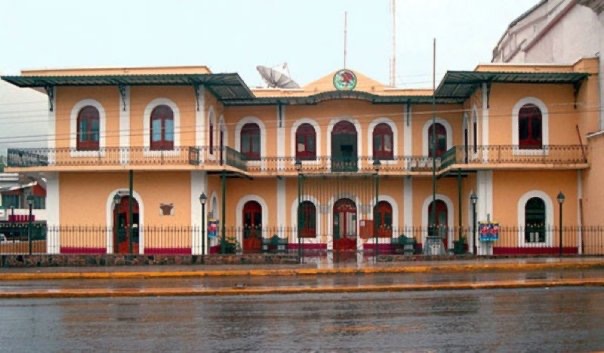 camerinozmendoza ver.jpg